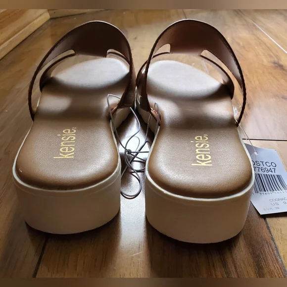 Sandal Bundle - Picture 3 of 14